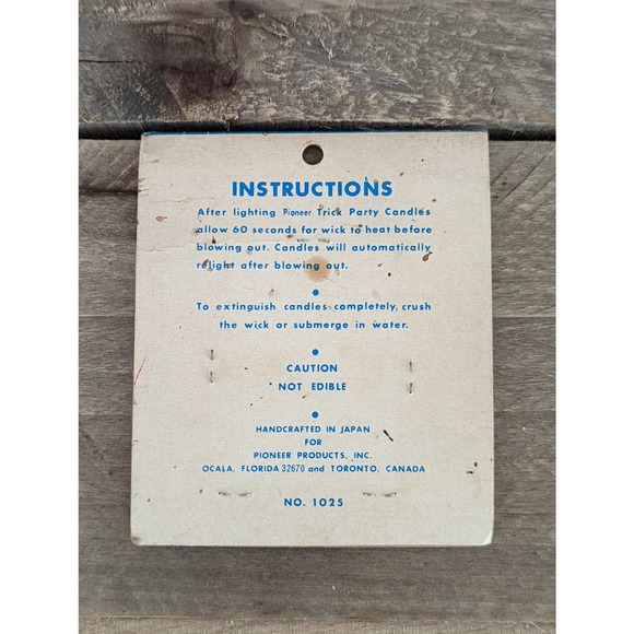 Vintage 12 Trick Relighting Party Candles by Pioneer - Picture 2 of 6